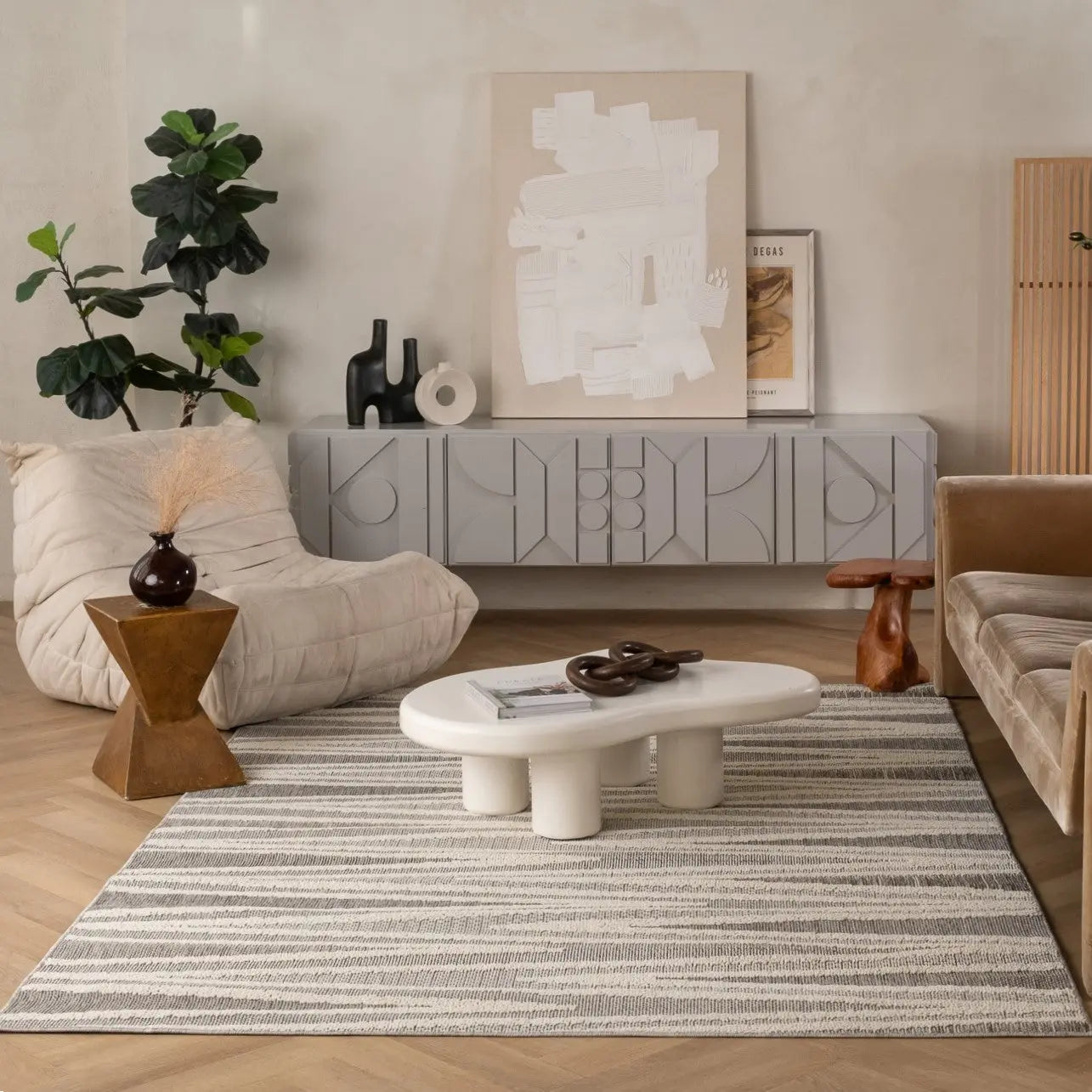 8' X 11' Gray And Beige Abstract Area Rug Homeroots Home Decor