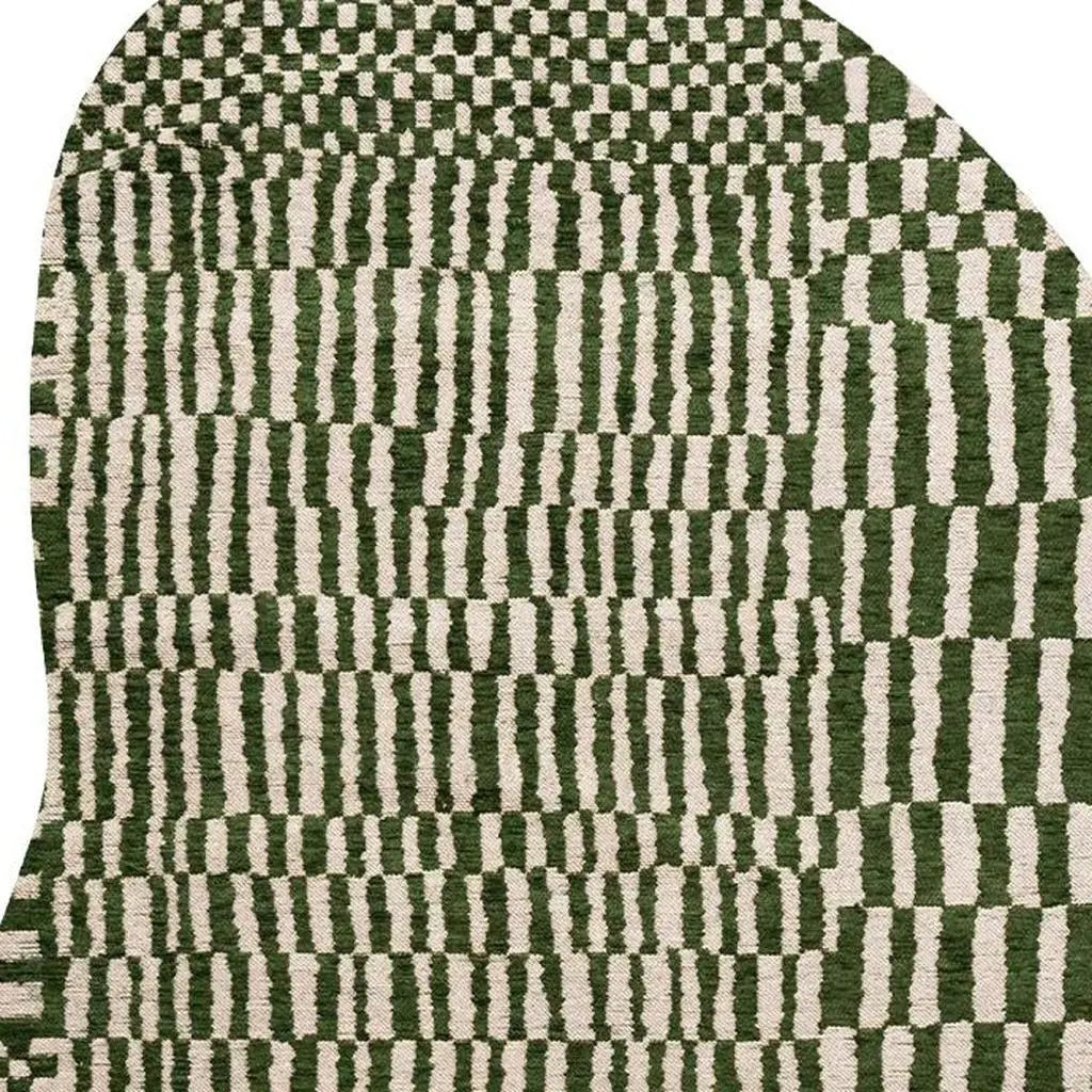 8' X 11' Green And White Abstract Washable Area Rug With UV Protection Homeroots Home Decor