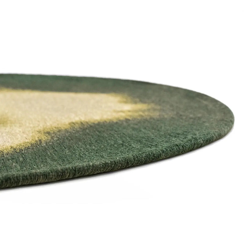 8' X 11' Green And White Abstract Washable Area Rug With UV Protection Homeroots Home Decor