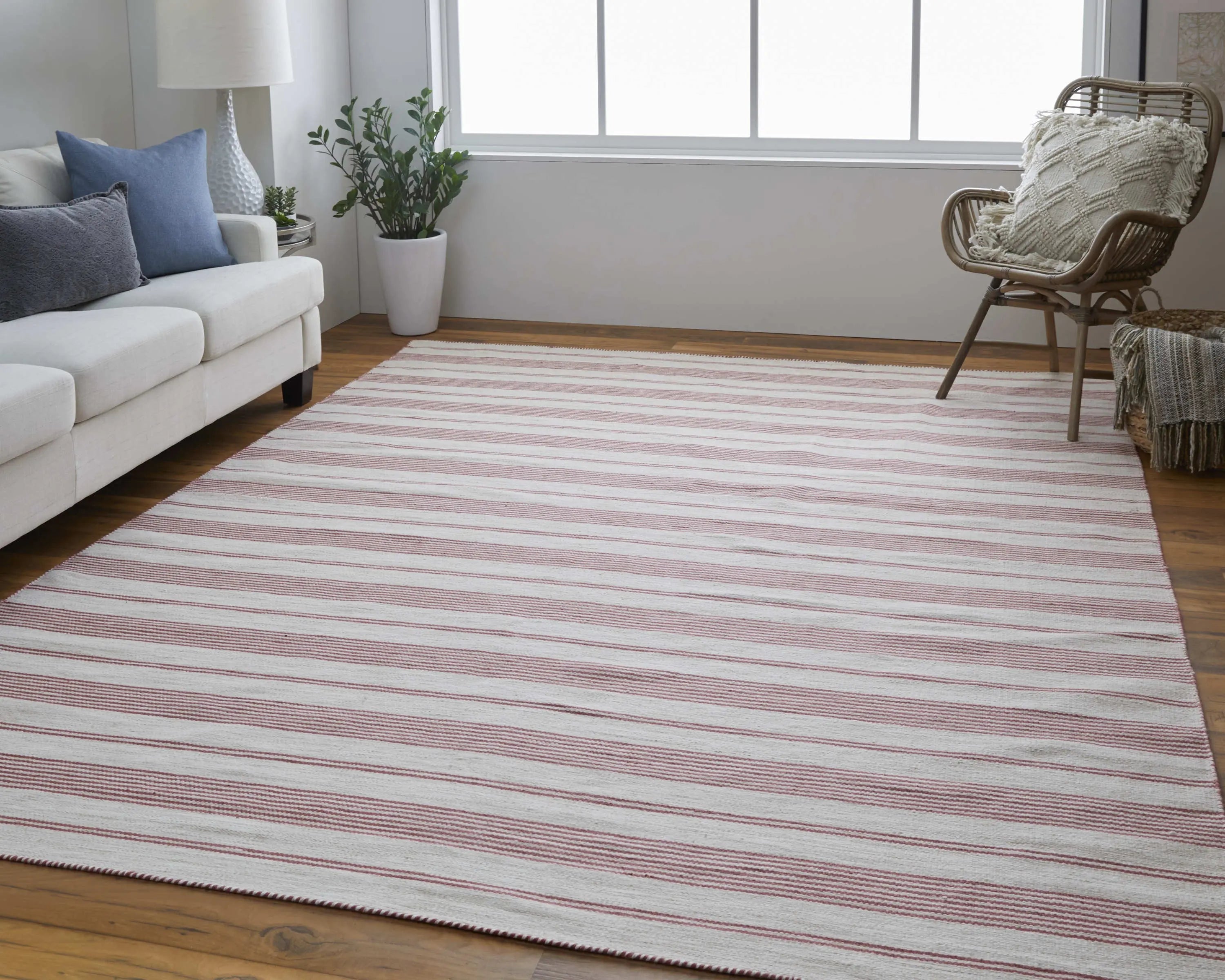 8' X 11' Red and Ivory Striped Hand Woven Area Rug Homeroots Outdoor