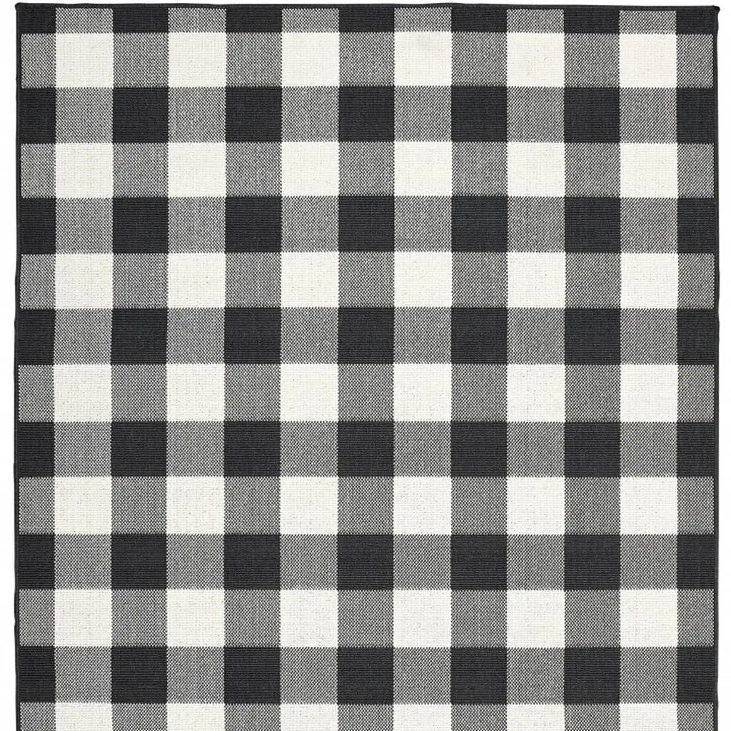 8' X 13' Black And Ivory Indoor Outdoor Area Rug Homeroots Outdoor