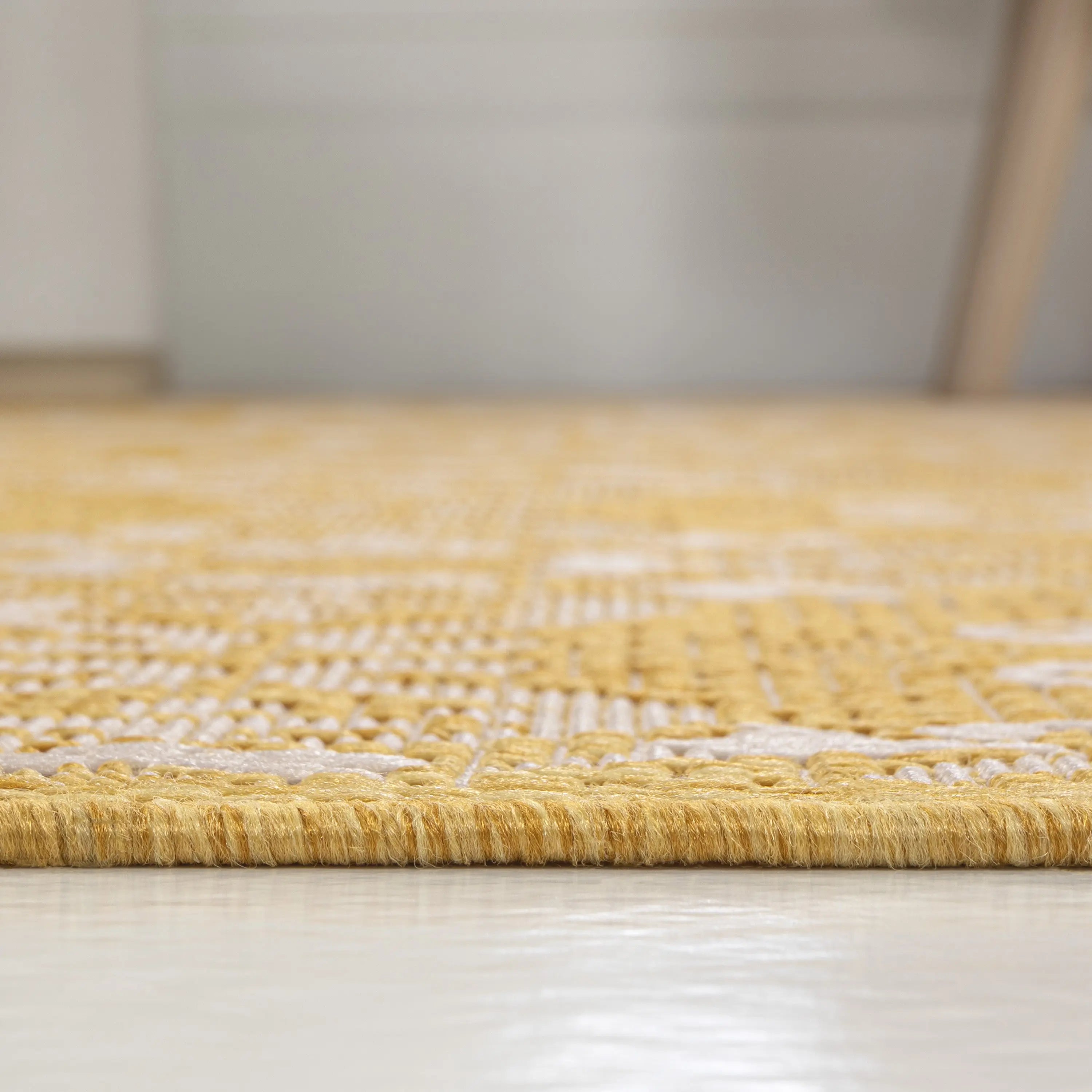 8' Yellow And Cream Floral Indoor Outdoor Runner Rug Homeroots Outdoor