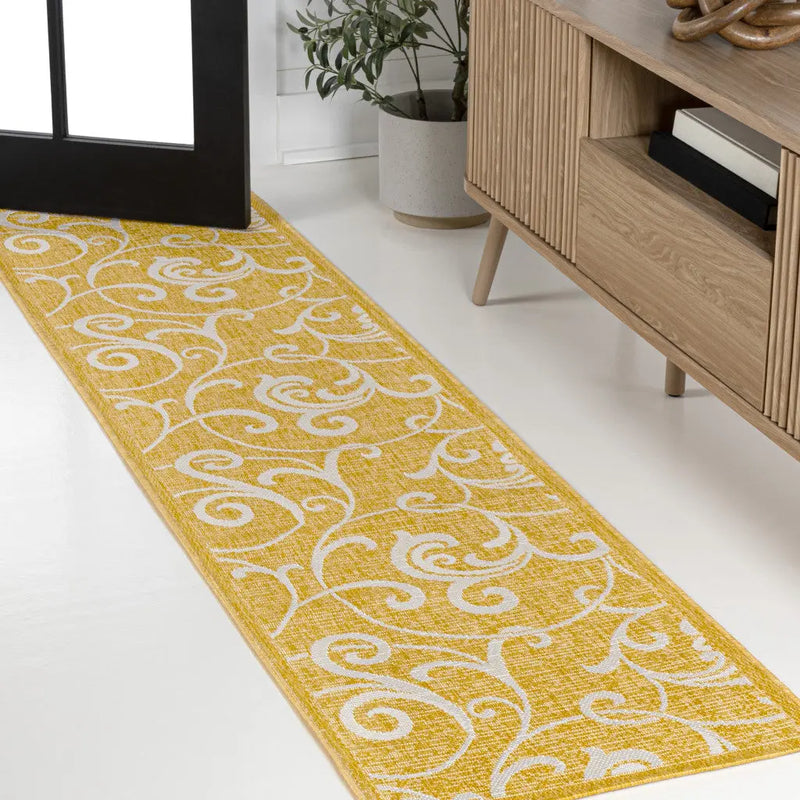 8' Yellow And Cream Floral Indoor Outdoor Runner Rug Homeroots Outdoor