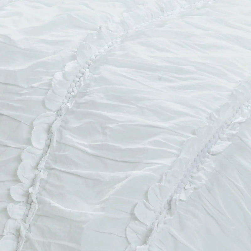 92" X 90" White Striped Cotton Quilt Homeroots Bed & Bath