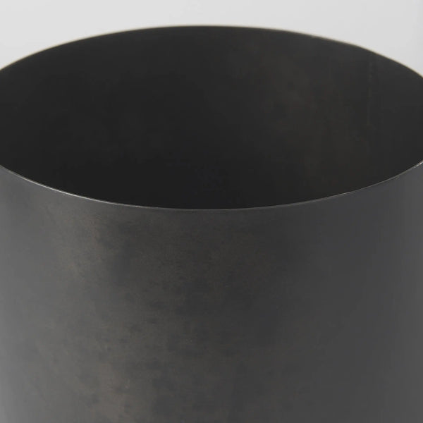 9" Black Metal Round Table Vase Homeroots Home Decor