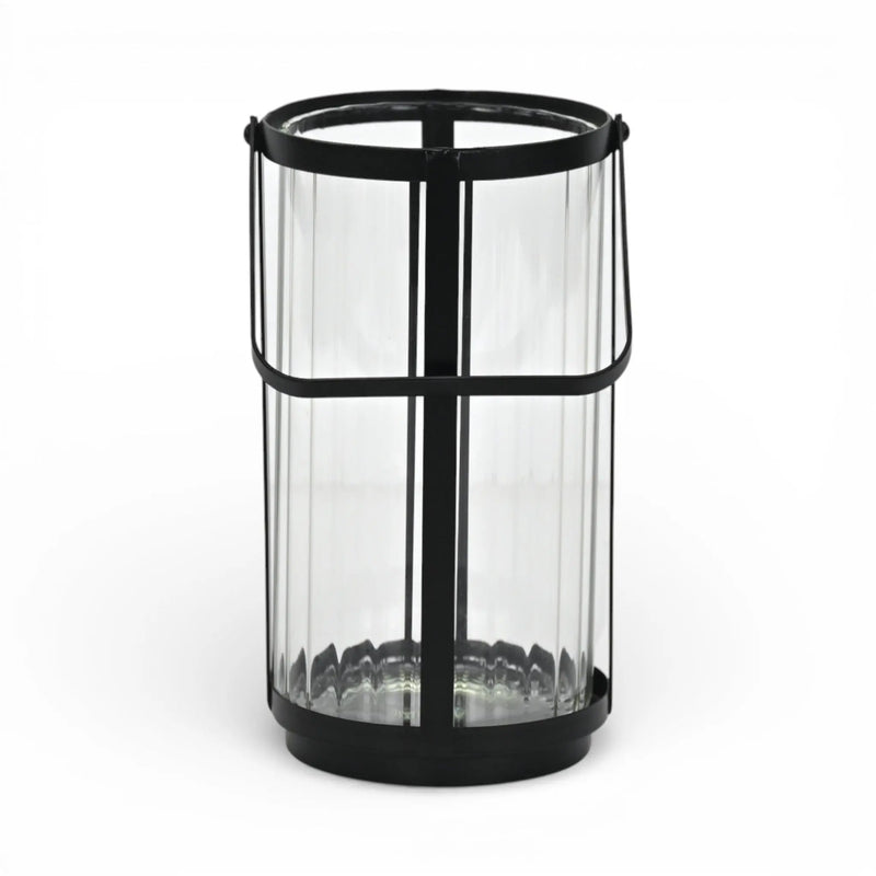 9" Clear And Black Glass And Metal Tabletop Lantern Candle Holder Homeroots Home Decor