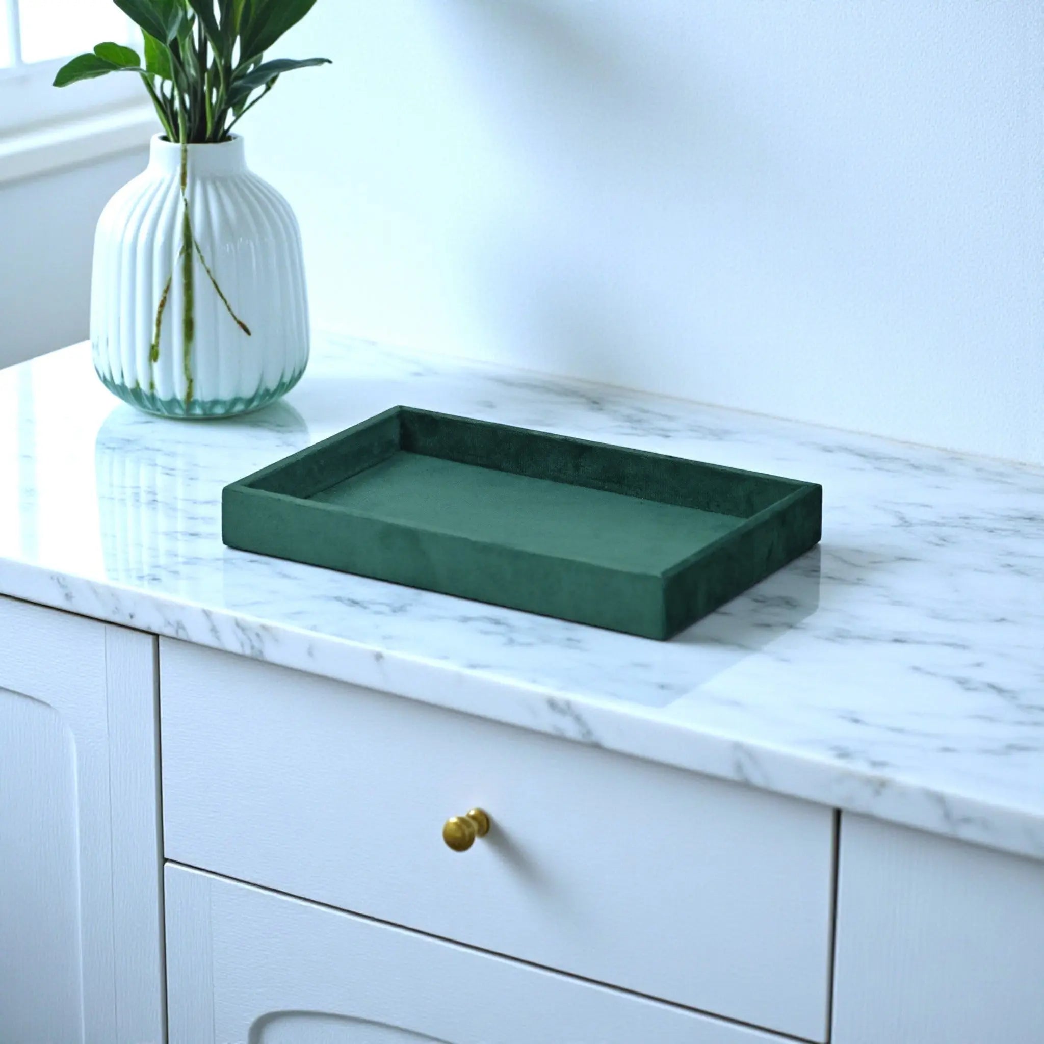 9" Green Wood And Velvet Handmade Trinket Tray Homeroots Kitchen & Dining