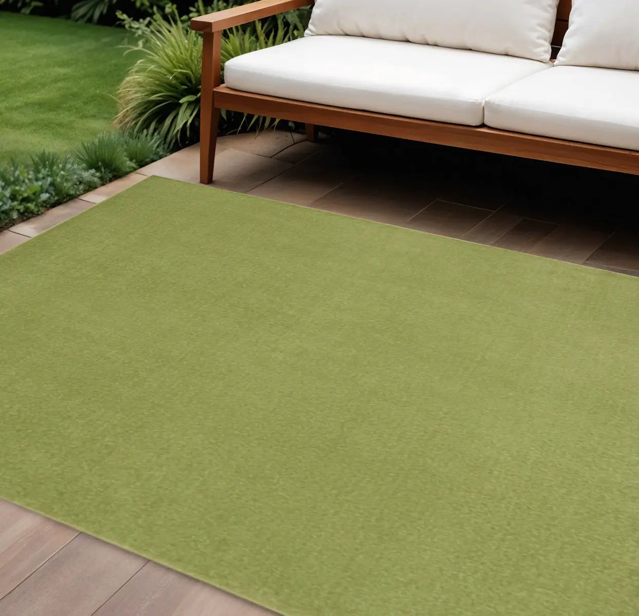9' X 12' Green Indoor Outdoor Area Rug Homeroots Outdoor
