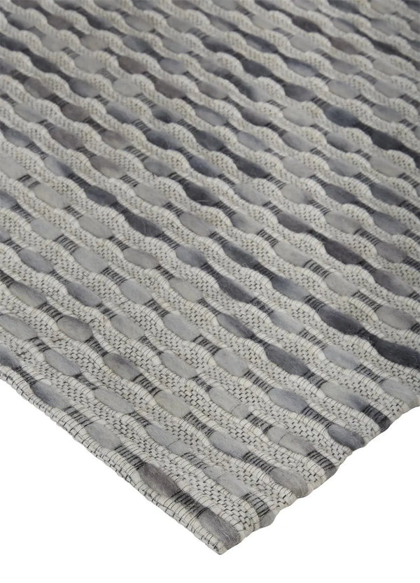 9' X 12' Ivory And Gray Wool Hand Woven Area Rug Homeroots Home Decor
