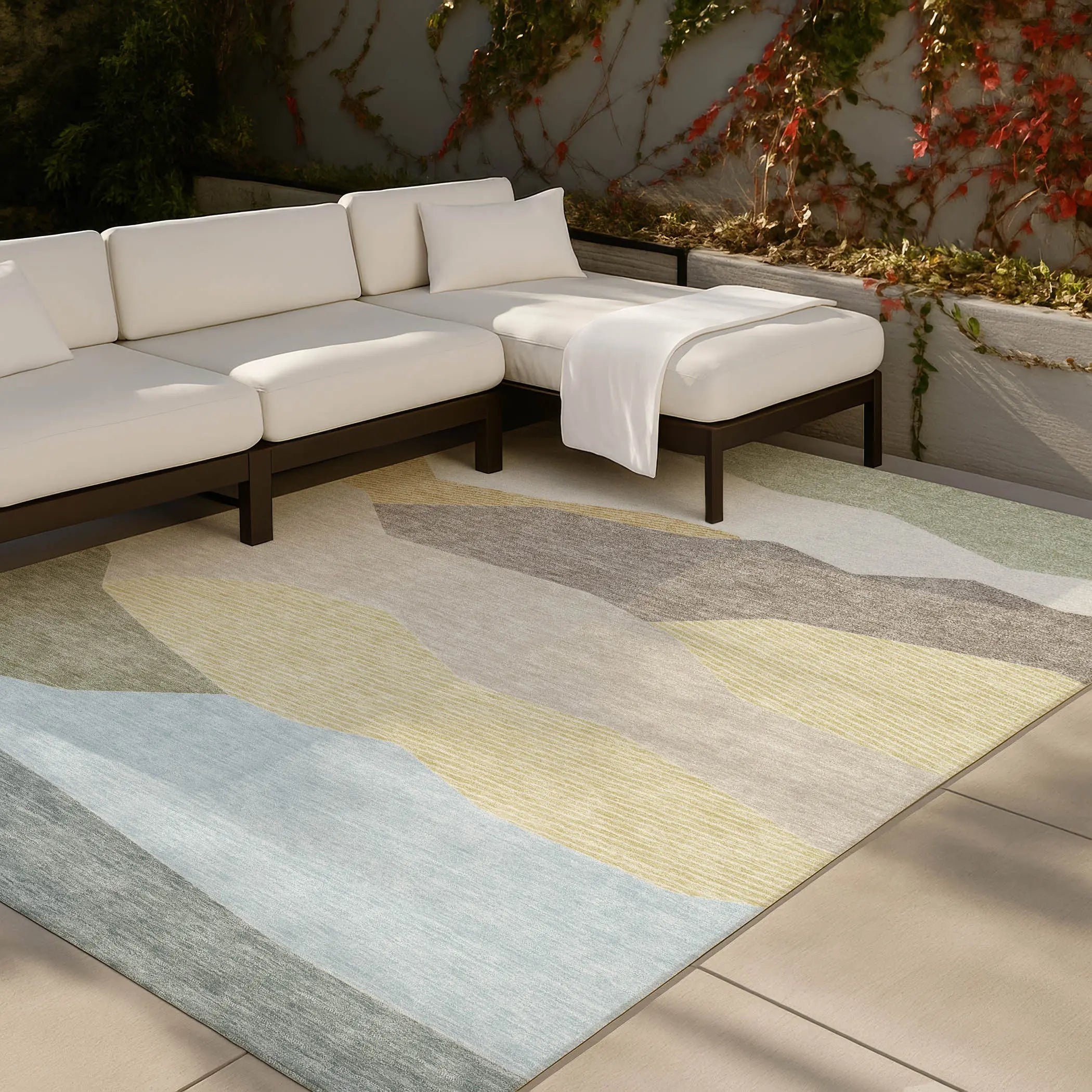 9' X 12' Ivory And Green Geometric Washable Indoor Outdoor Area Rug Homeroots Outdoor