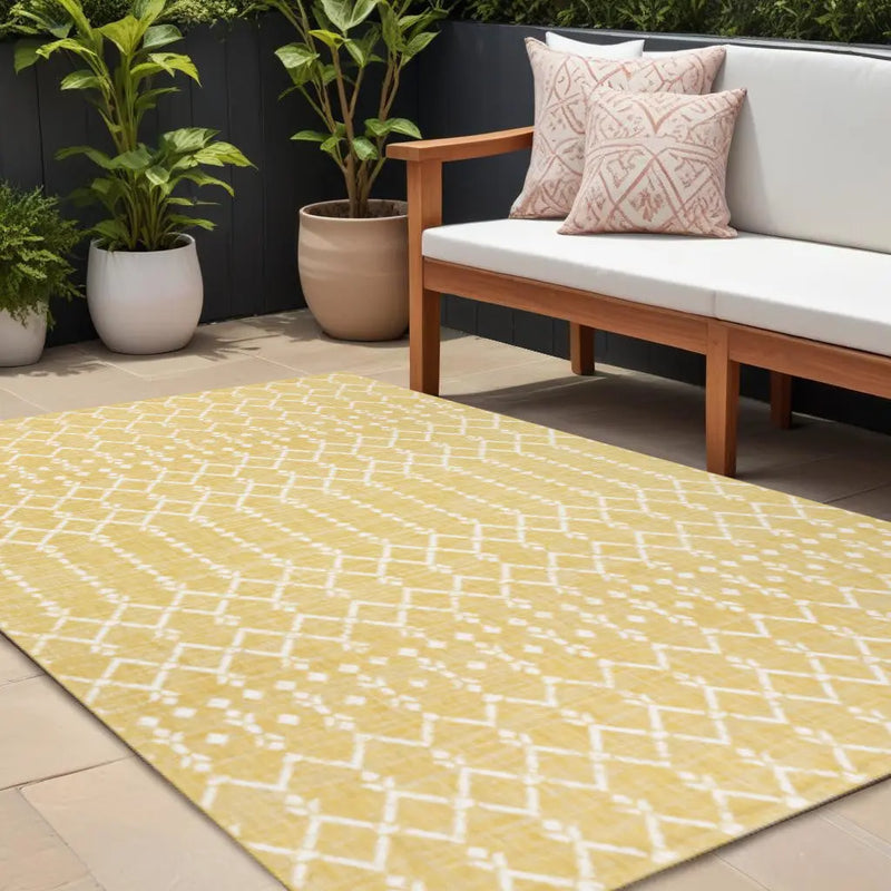 9' X 12' Yellow And Cream Trellis Indoor Outdoor Area Rug Homeroots Outdoor