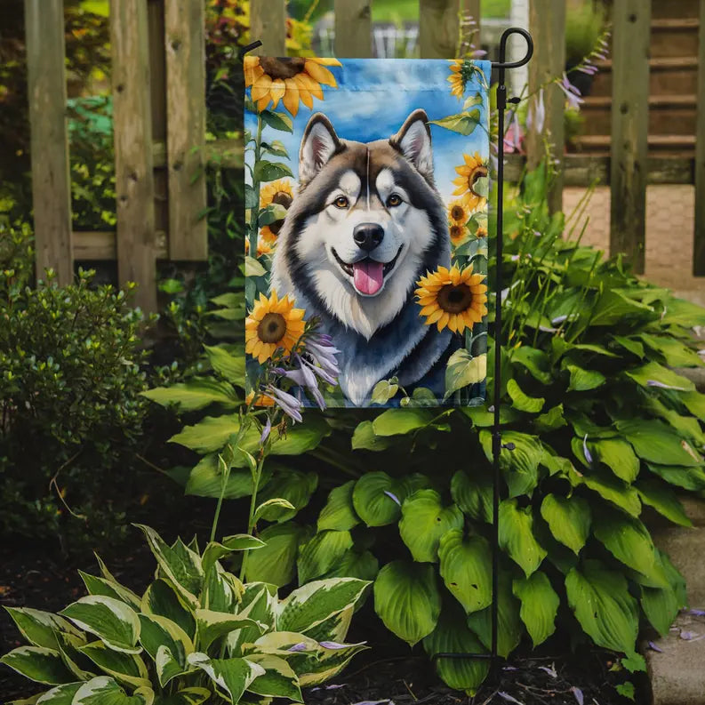 Alaskan Malamute in Sunflowers Garden Flag Caroline's Treasures