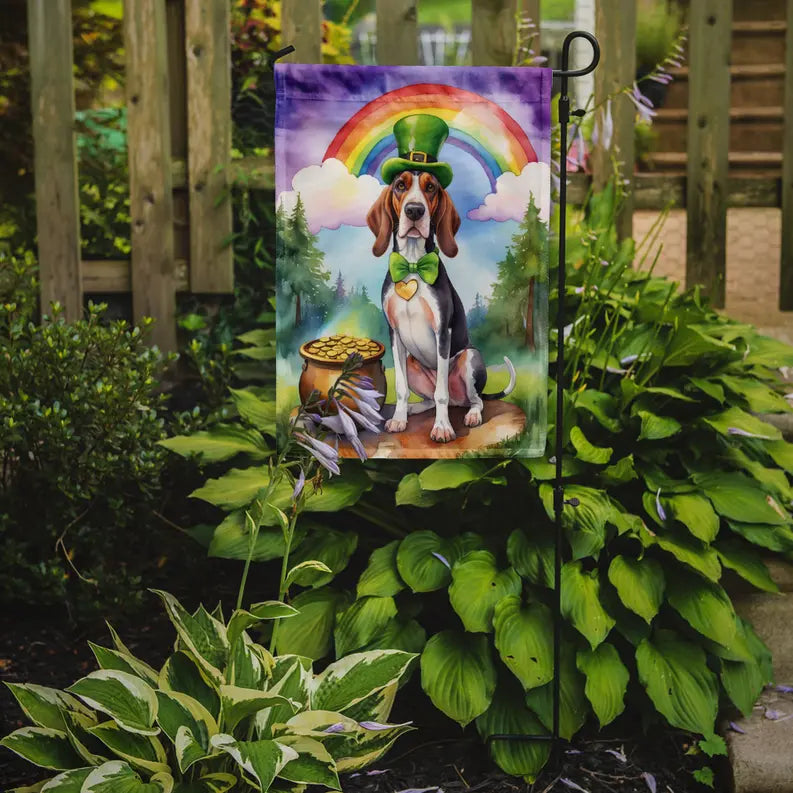 American English Coonhound St Patrick's Day Garden Flag Caroline's Treasures