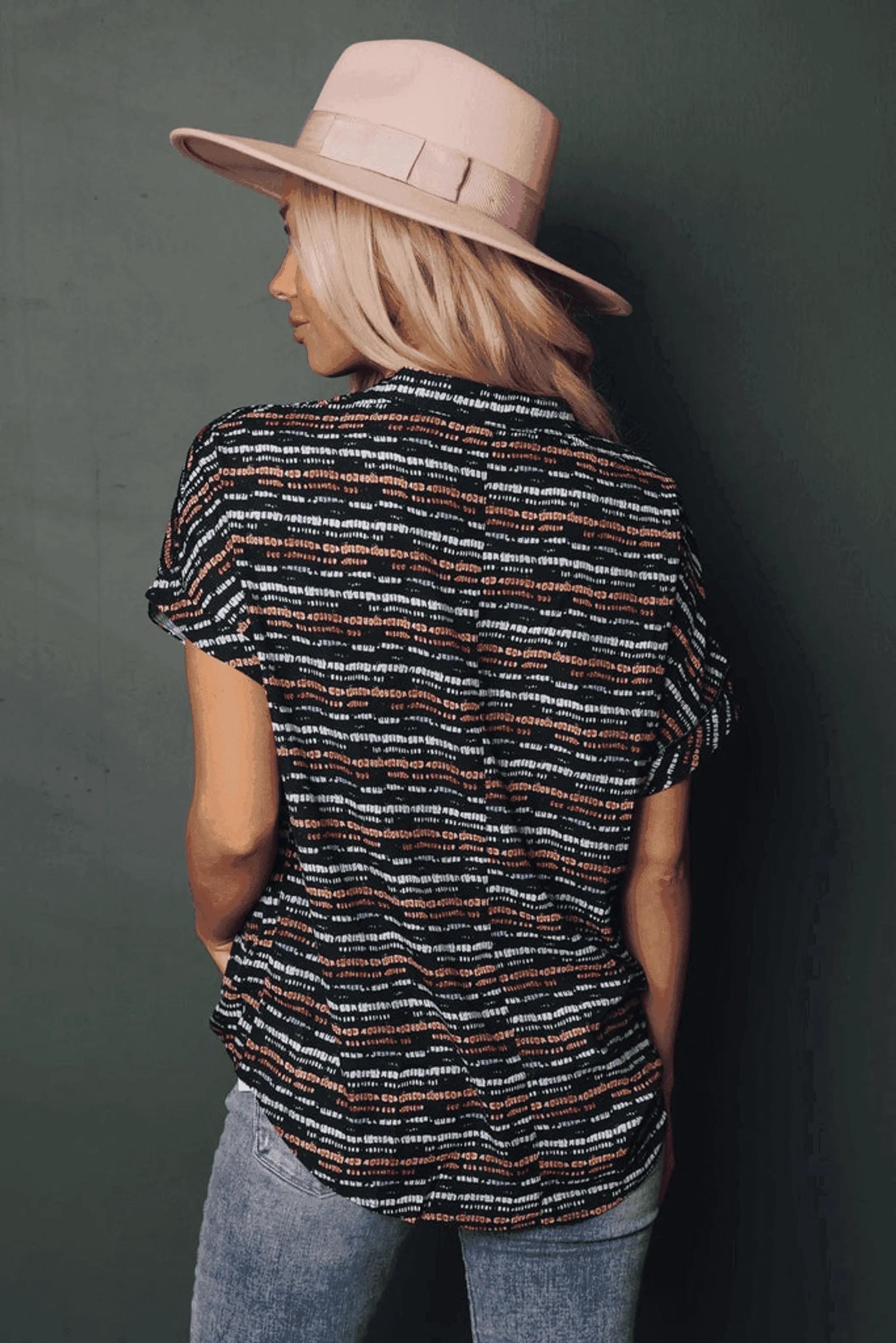 At The Villa Printed Shirt Stay Warm in Style