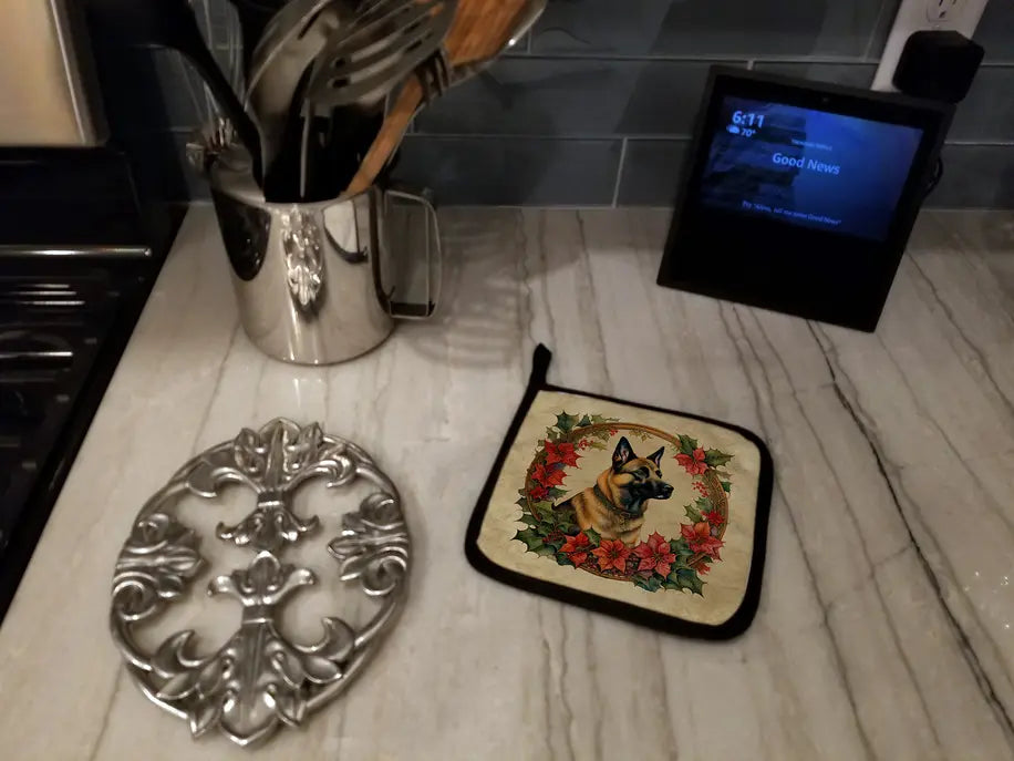 Basenji Christmas Flowers Pair of Pot Holders Caroline's Treasures