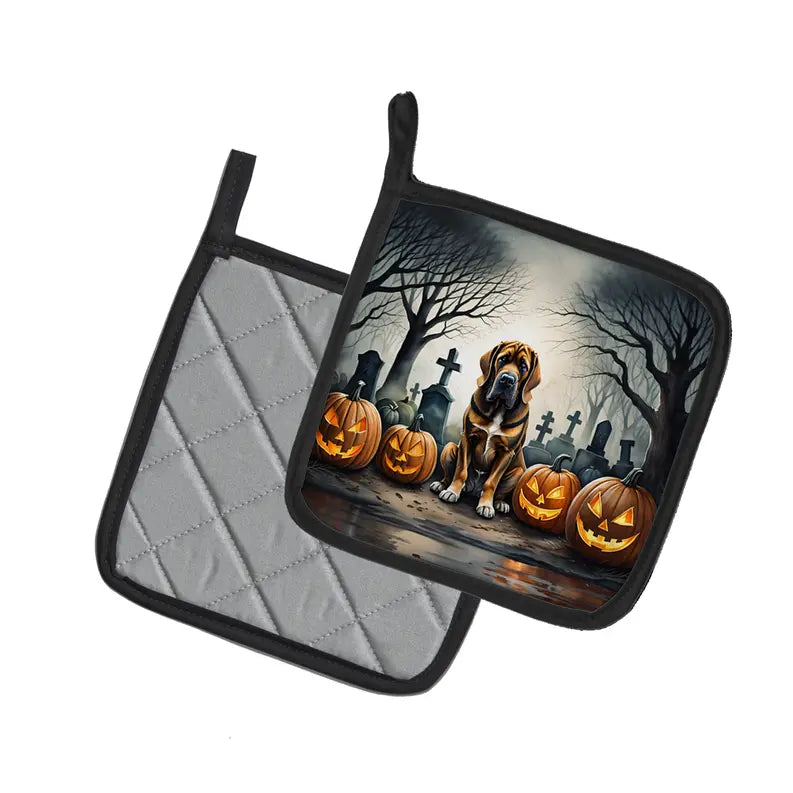 Basset Hound Spooky Halloween Pair of Pot Holders Caroline's Treasures