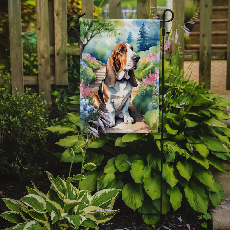 Basset Hound Spring Garden Garden Flag Caroline's Treasures