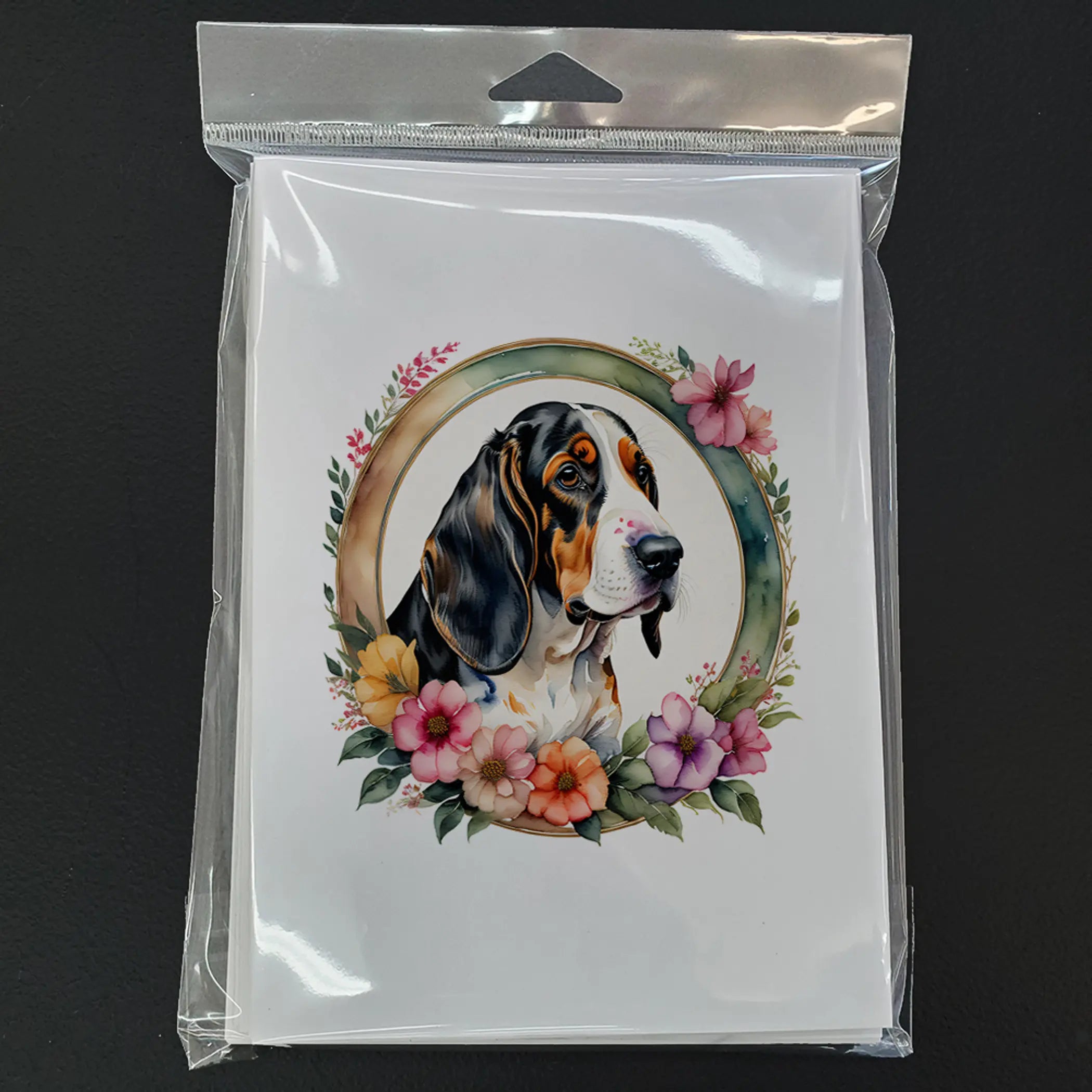 Basset Hound and Flowers Greeting Cards Pack of 8 Caroline's Treasures