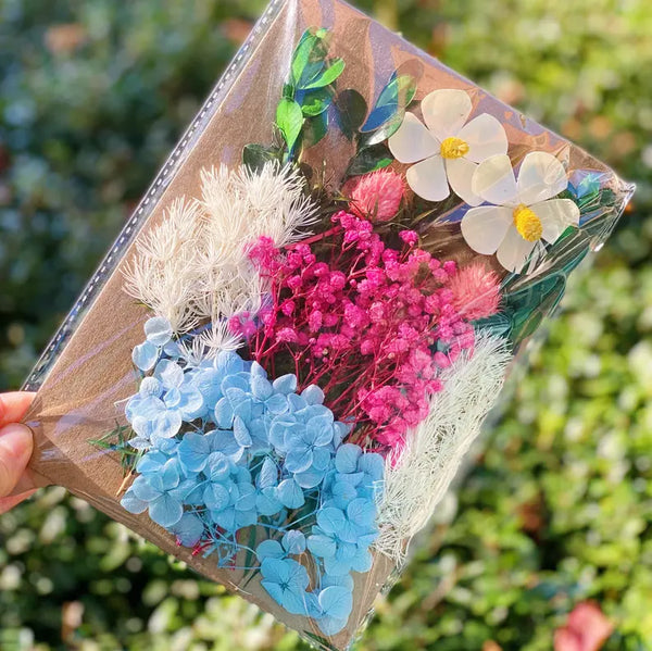 Be Your Own Florist DIY Flower Bag Ellison+Young