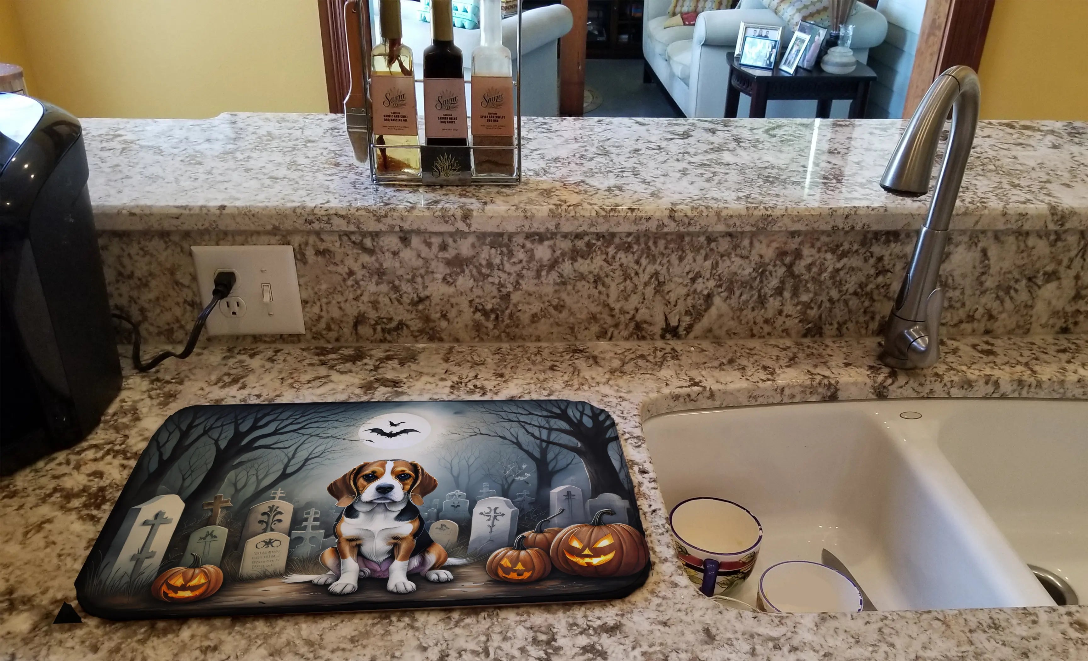Beagle Spooky Halloween Dish Drying Mat Caroline's Treasures