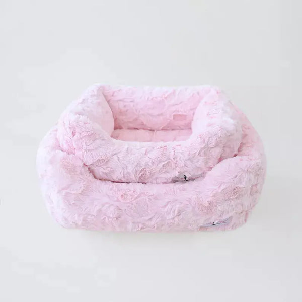 Bella Dog Bed Hello Doggie Inc.