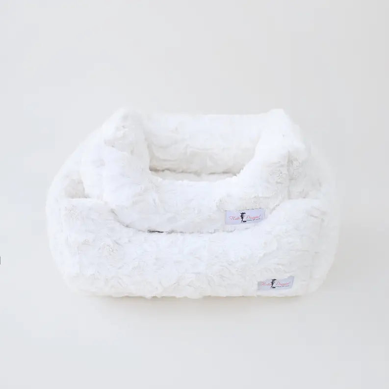 Bella Dog Bed Hello Doggie Inc.