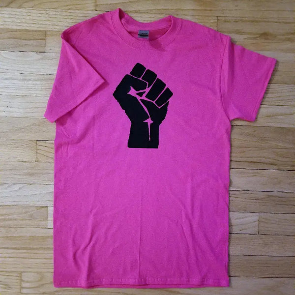 Black Lives Matter/Resist Fist Tee with BLACK LIVES MATTER on back Black Cat Bazaar