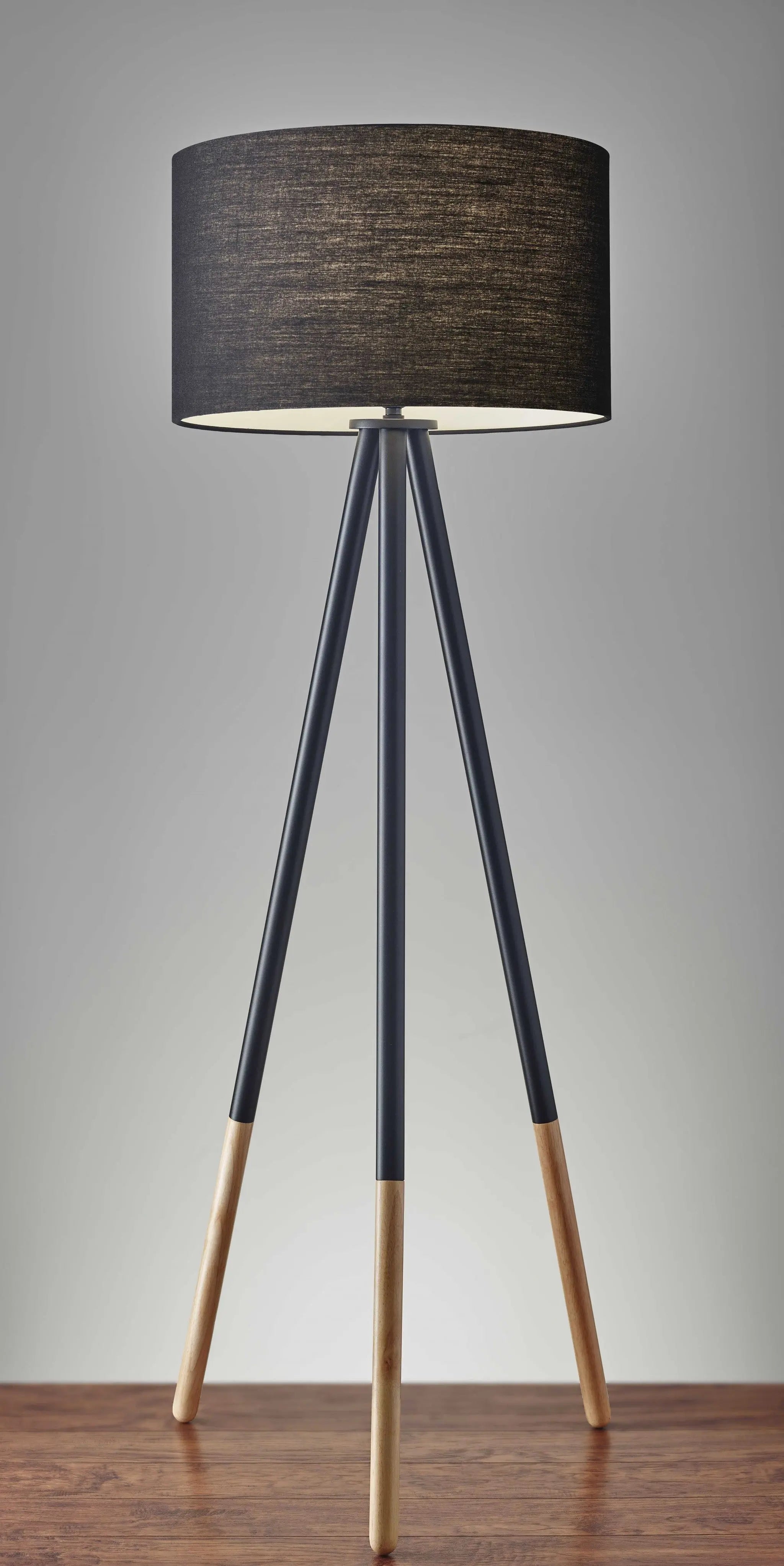 Black Metal Tripod Floor Lamp With Black Fabric Drum Shade Homeroots Lighting