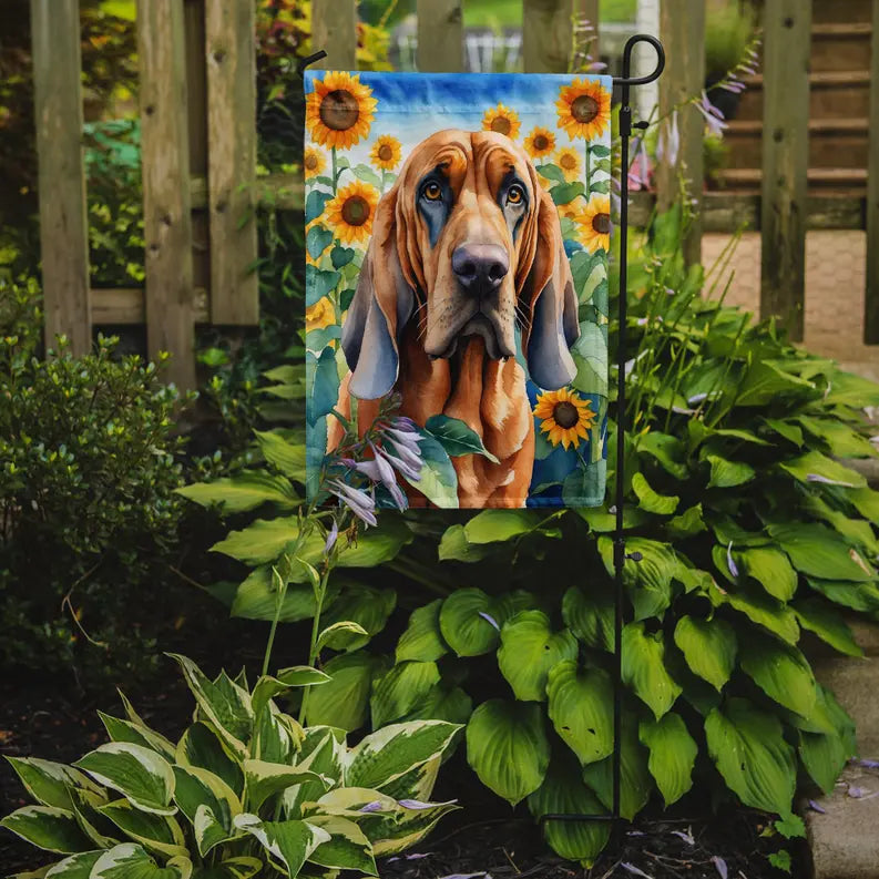 Bloodhound in Sunflowers Garden Flag Caroline's Treasures