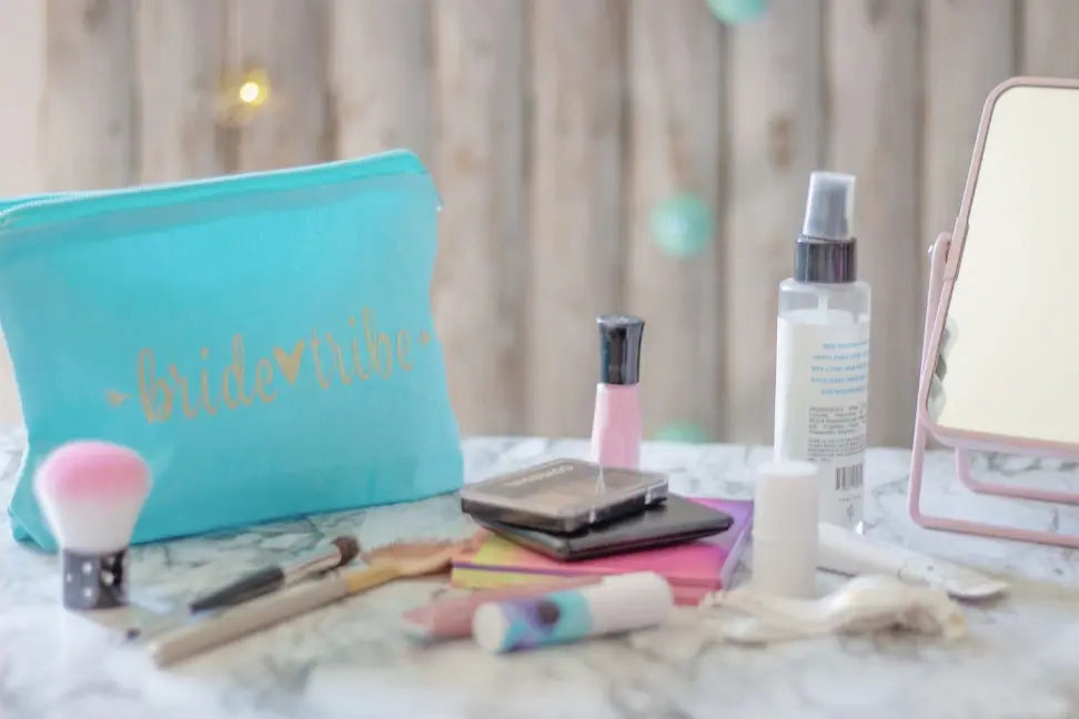 Bride/Bridesmaid Makeup Bag in Canvas Samantha Margaret