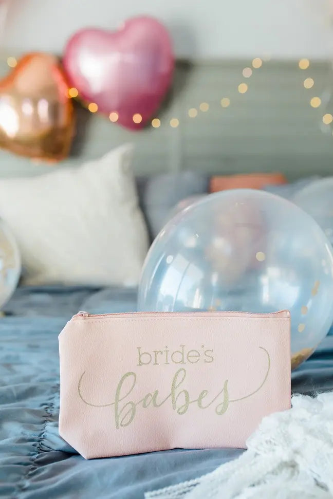 Bride/Bridesmaid Makeup Bag in Faux Leather Samantha Margaret