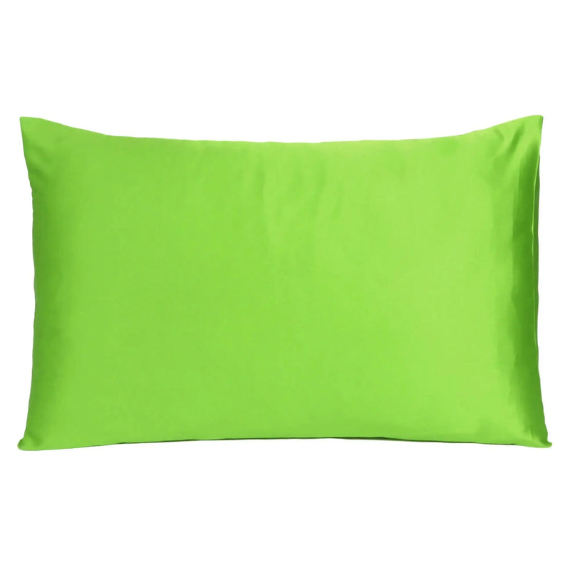 Bright Green Dreamy Set Of 2 Silky Satin Standard Pillowcases Homeroots Bed & Bath