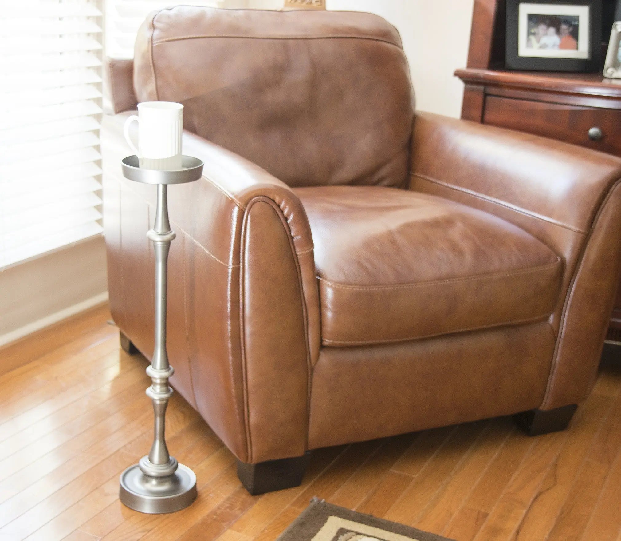 Brushed Silver Finish Drink Size Accent Table Homeroots Living Room