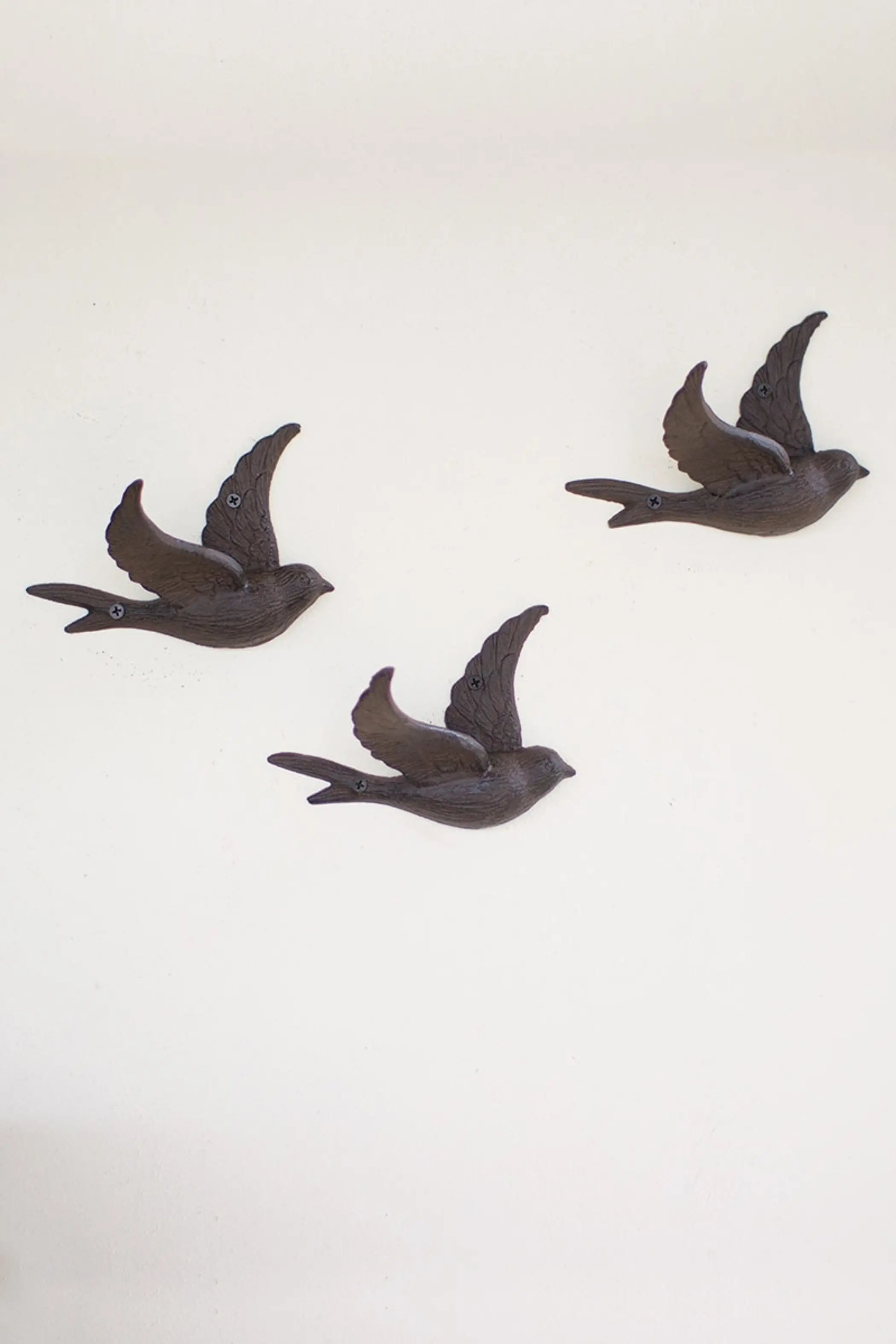 CAST IRON FLYING BIRD WALL HOOK Kalalou