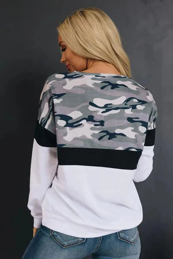 Can't See Me Camo Top Stay Warm in Style