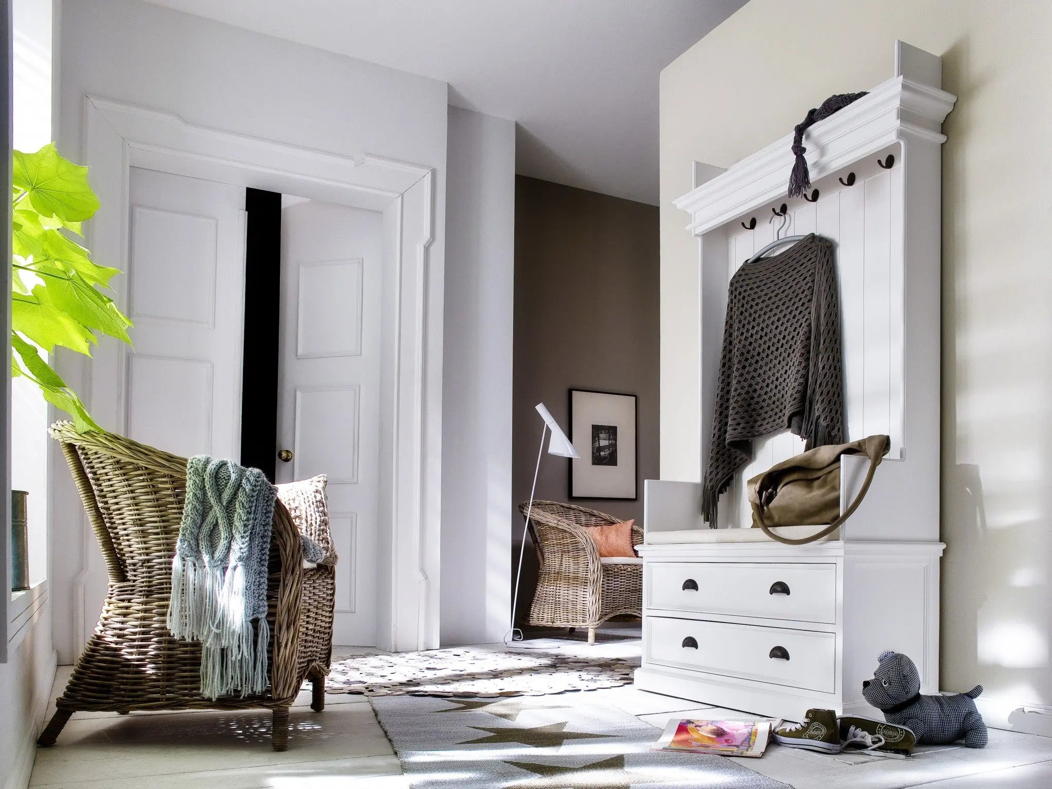Classic White Entryway Coat Rack and Bench with Drawers Homeroots Organization