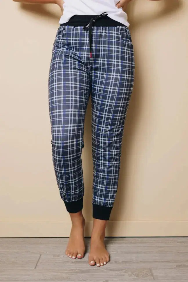Clifford Plaid Joggers Stay Warm in Style