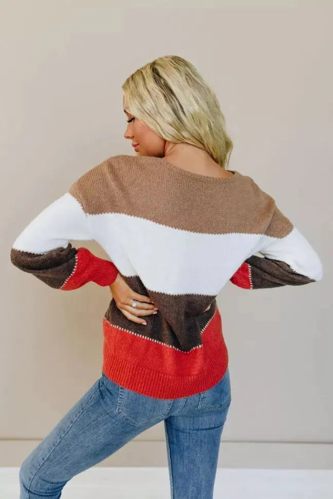 Colors on Colors Sweater Stay Warm in Style
