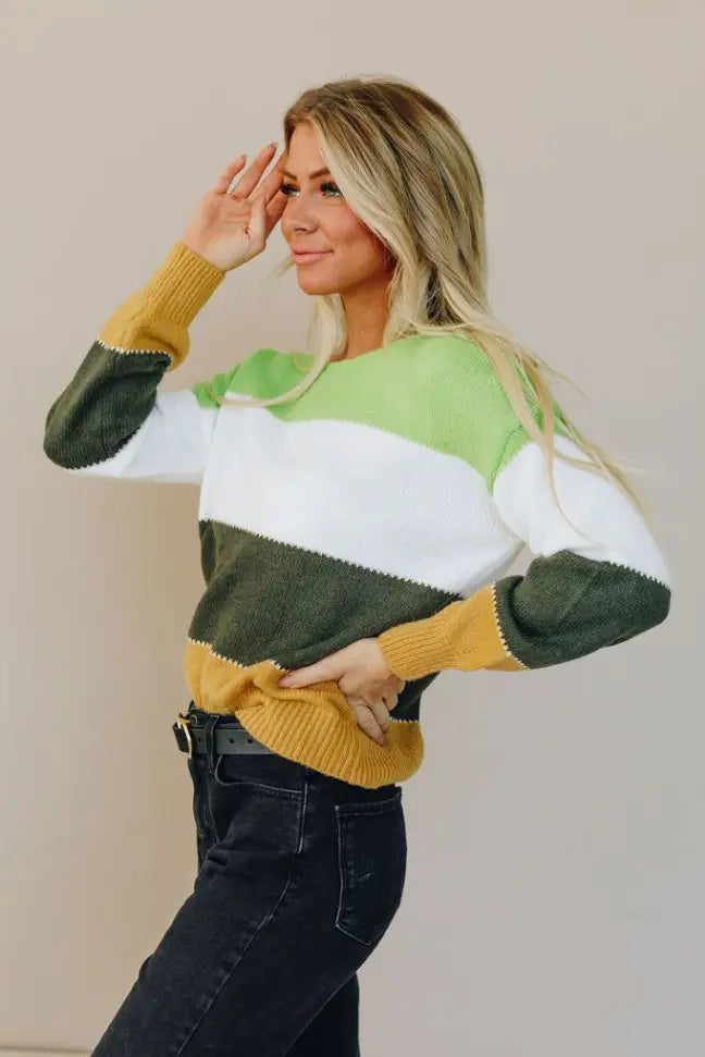 Colors on Colors Sweater Stay Warm in Style