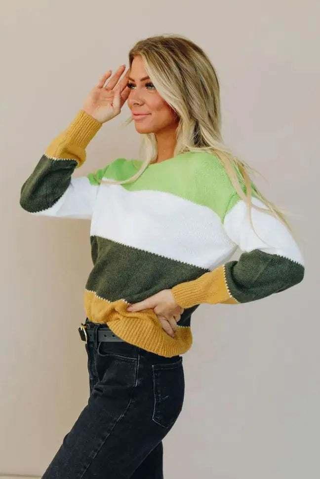 Colors on Colors Sweater Stay Warm in Style