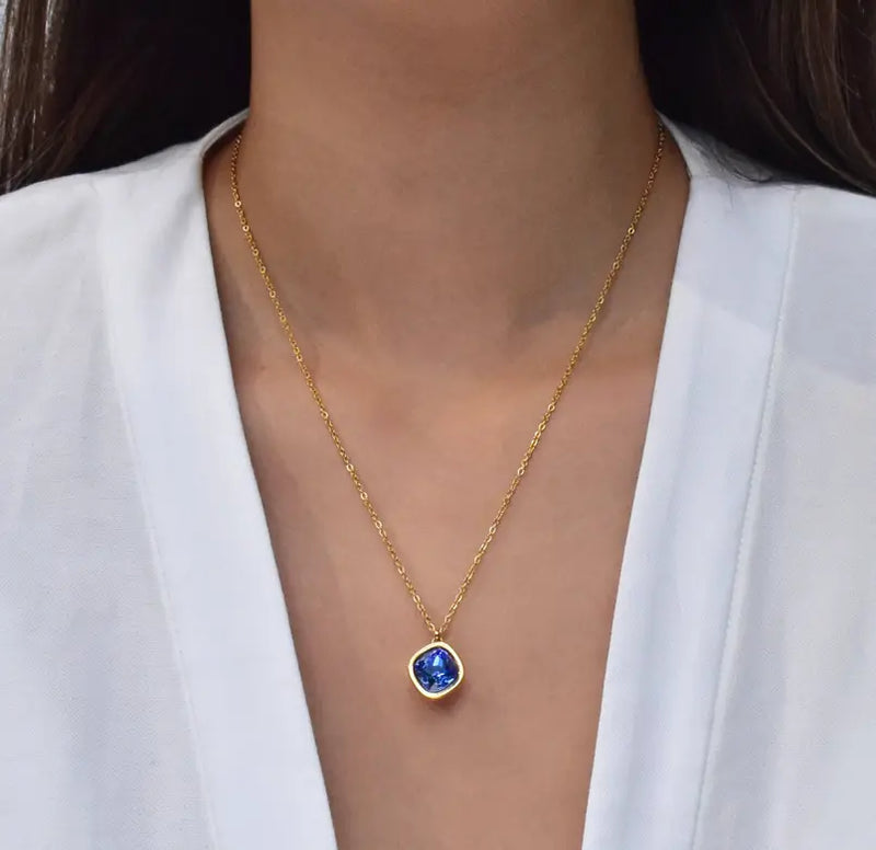 DESIREE SAPPHIRE BIRTHSTONE PENDANT NECKALCE - SEPTEMBER Mai Desiree