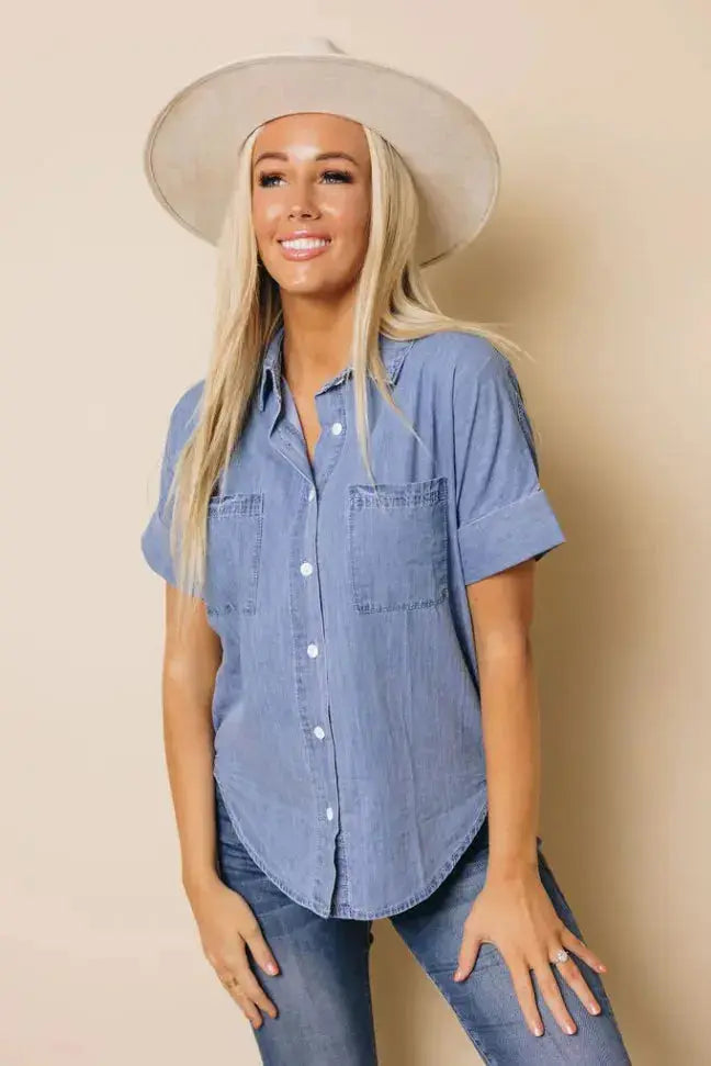 Ella Denim Shirt Stay Warm in Style