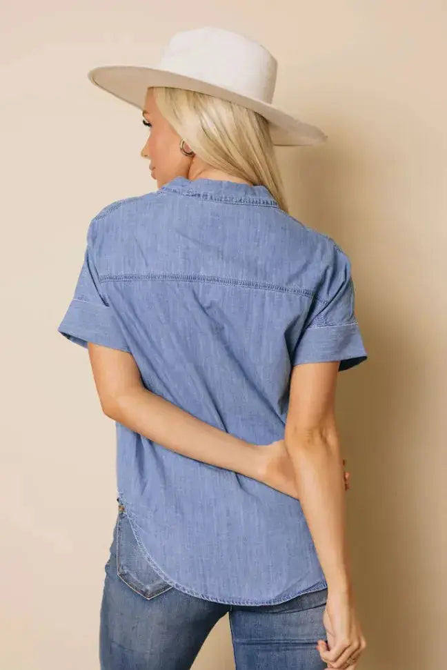 Ella Denim Shirt Stay Warm in Style