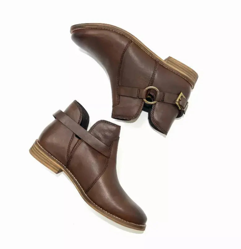 Emily Vintage Ankle Bootie Oobash