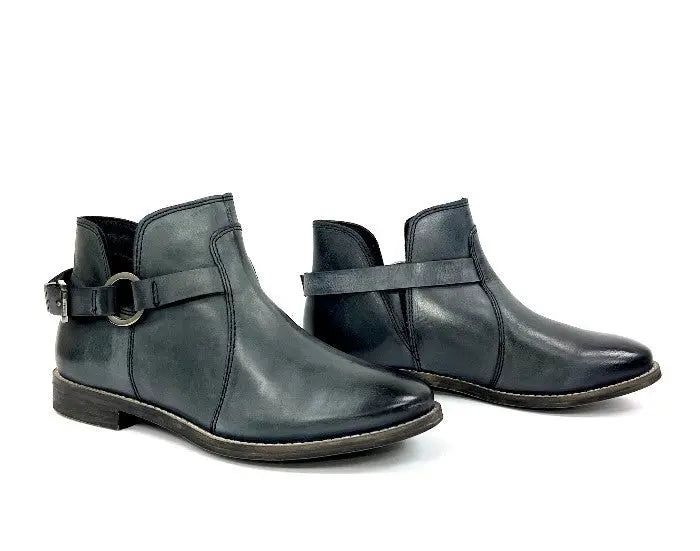 Emily Vintage Ankle Bootie Oobash