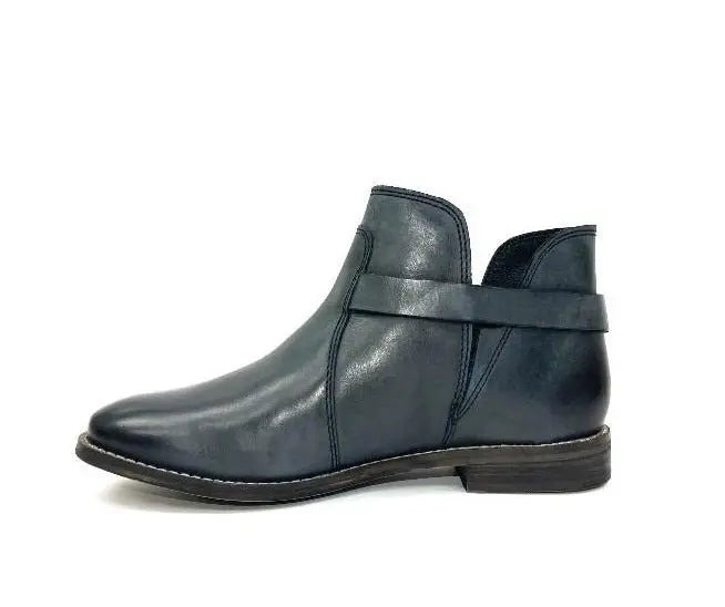 Emily Vintage Ankle Bootie Oobash
