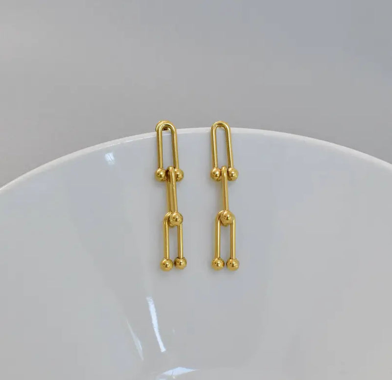 FLORENCE GOLD HARDWARE CHAIN EARRINGS Mai Desiree