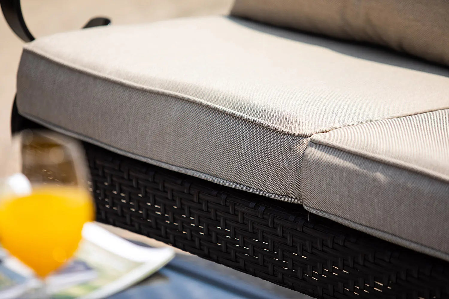 Five Piece Black and Beige Metal Sofa Seating Group With Table Homeroots Outdoor