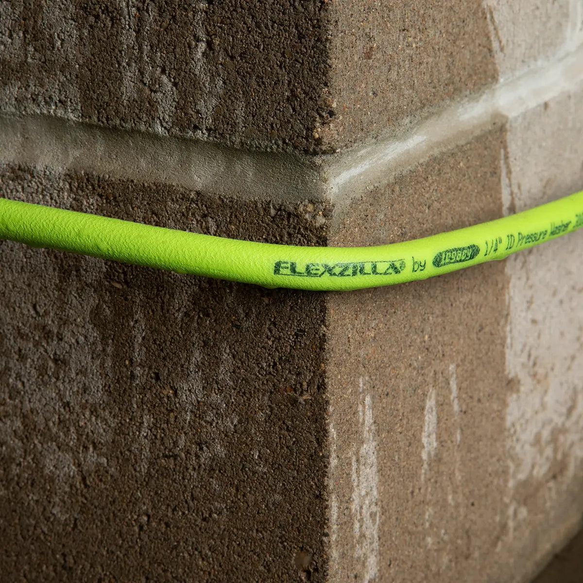 Flexzilla Pressure Washer Hose 1/4" X 50' With M22 Fittings (boxed) FLEXZILLA