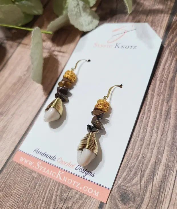 Healing Wrapped Cowrie Shell Sysaic Knotz